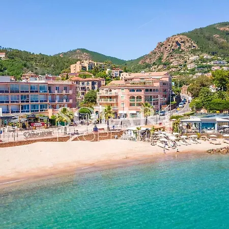 Terrace With Sea View Air Conditioning Garage Beaches & Shops Apartment *